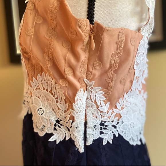 Adelyn Rae dress size L - Picture 5 of 8